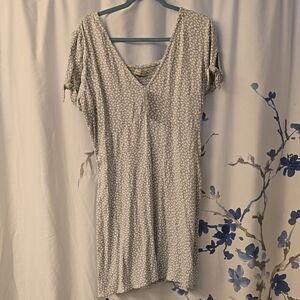 Chic Gray Patterned Mini Dress